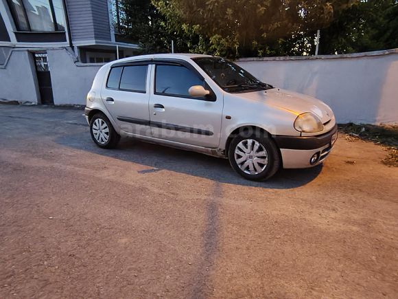 Sahibinden Renault Clio 1.4 RTA 2001 Model