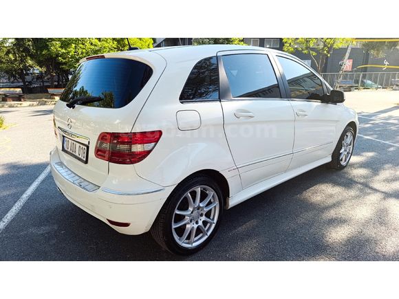 Sahibinden Mercedes - Benz B 150 Boyut 2009 Model