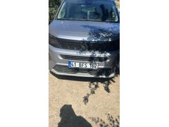 Sahibinden Peugeot Rifter 1.5 BlueHDI GT 2025 Model 