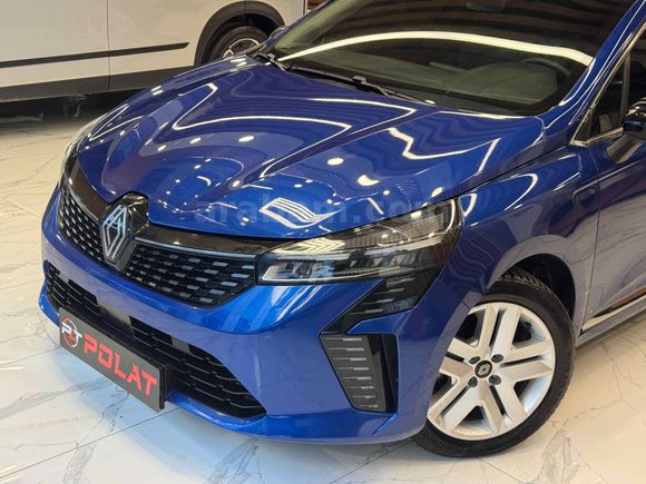 POLAT' 2024MODEL 1.0 TCE RENAULT CLİO EVOLUTİON 15 DK KREDİ İLE