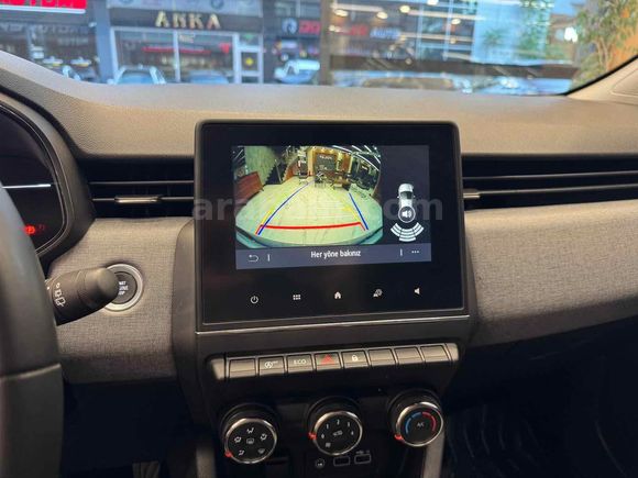 POLAT' 2024MODEL 1.0 TCE RENAULT CLİO EVOLUTİON 15 DK KREDİ İLE