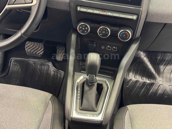 POLAT' 2024MODEL 1.0 TCE RENAULT CLİO EVOLUTİON 15 DK KREDİ İLE