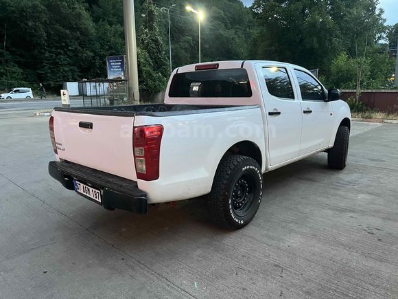  Isuzu D-Max 2.5 4x2 2017 Model  131.500 km de
