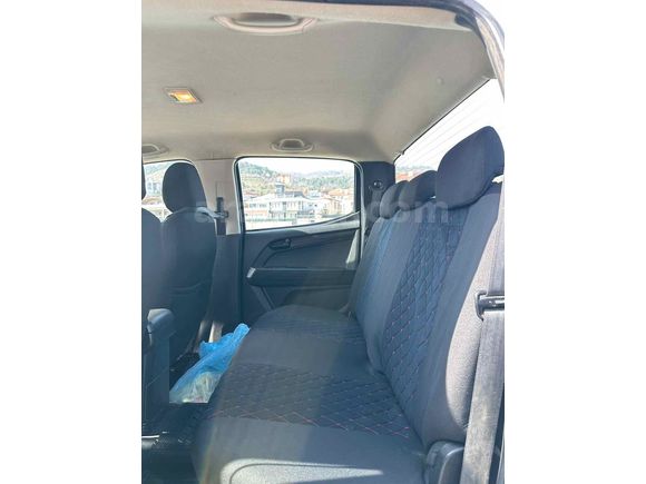  Isuzu D-Max 2.5 4x2 2017 Model  131.500 km de