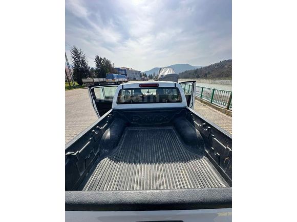 Galeriden Isuzu D-Max 2.5 4x2 2017 Model Zonguldak