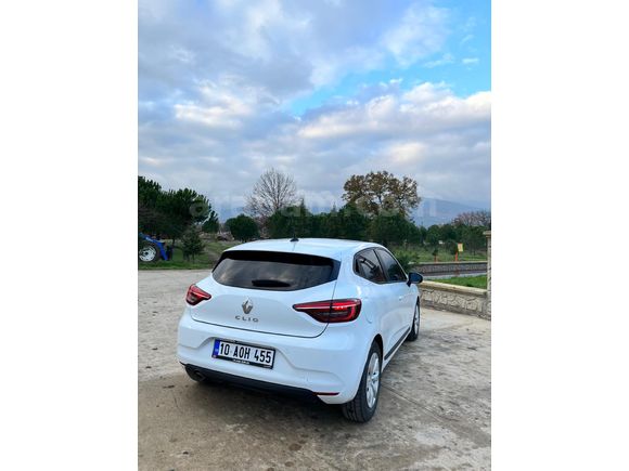 Sahibinden Renault Clio 1.0 TCe Joy 2022 Model