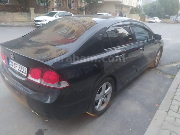 Sahibinden Honda Civic 1.6i VTEC Premium 2011model