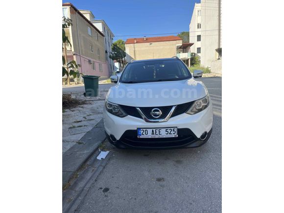 Sahibinden Nissan Qashqai 1.5 dCi Black Edition Premium Pack 2014 Model 