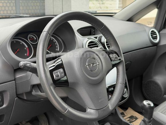 HATASIZ BOYASIZ OPEL CORSA SADECE 84 BİN KM’DE