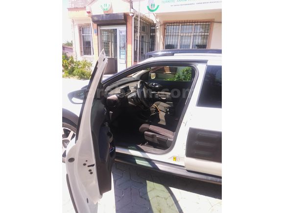 Sahibinden Citroen C4 Cactus 1.6 e-HDi Shine 2015 Model