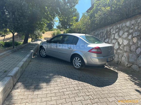 2009 RENAULT MEGANE 1,6 16V EXPRESSİON 110HP 201,000KM