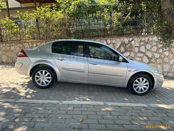 2009 RENAULT MEGANE 1,6 16V EXPRESSİON 110HP 201,000KM