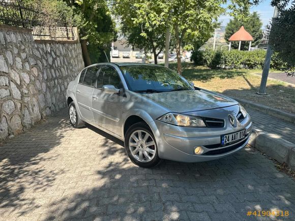 2009 RENAULT MEGANE 1,6 16V EXPRESSİON 110HP 201,000KM