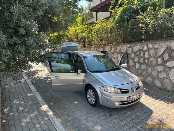 2009 RENAULT MEGANE 1,6 16V EXPRESSİON 110HP 201,000KM