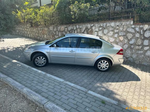 2009 RENAULT MEGANE 1,6 16V EXPRESSİON 110HP 201,000KM