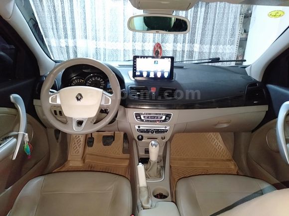 Sahibinden Renault Fluence 1.6 Privilege 2010 Model