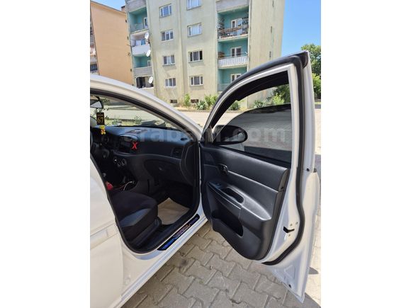 Sahibinden Hyundai Accent Era 1.5 CRDi Start 2012 Model
