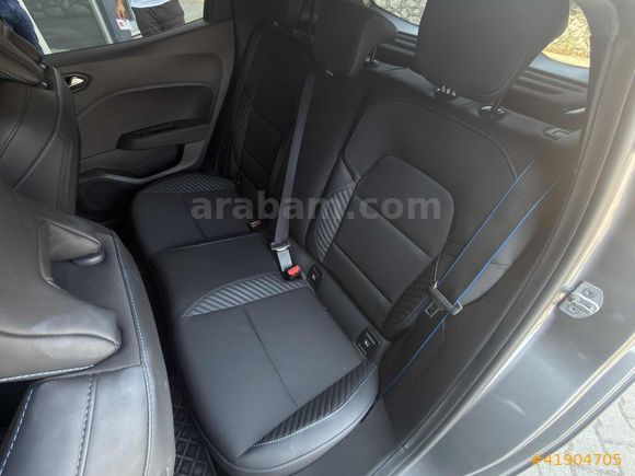 //SAN-CAR//2025 CLİO 1.0 TCE TECHNO ESPRİT ALPİNE GSR2/HATASIZ/