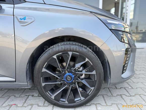 //SAN-CAR//2025 CLİO 1.0 TCE TECHNO ESPRİT ALPİNE GSR2/HATASIZ/