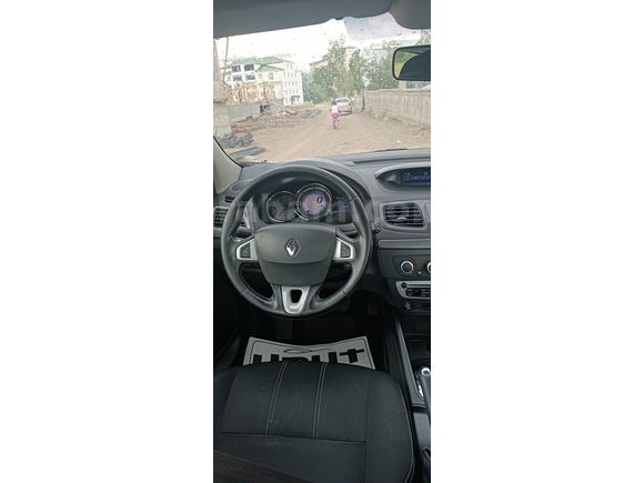 Sahibinden Renault Megane 1.5 dCi Touch 2013 Model 