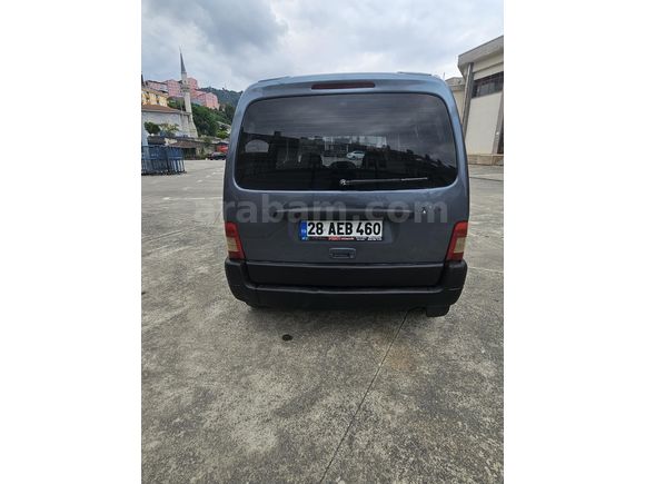 Galeriden Citroen Berlingo 1.9 D 2006 Model Rize