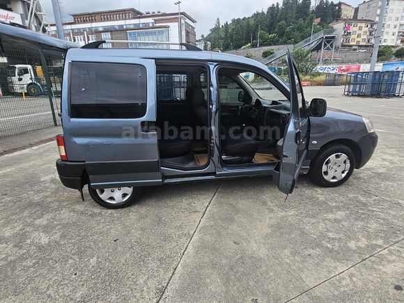Galeriden Citroen Berlingo 1.9 D 2006 Model Rize