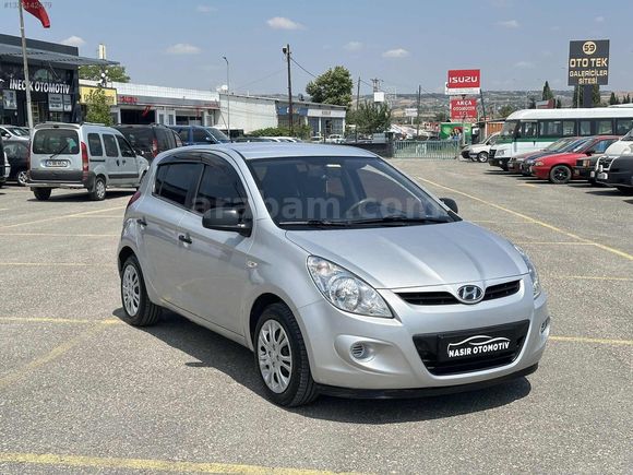 NASIR OTOMOTİVDEN 2012 HYUNDAİ i 20 TEAM 165 BİNDE