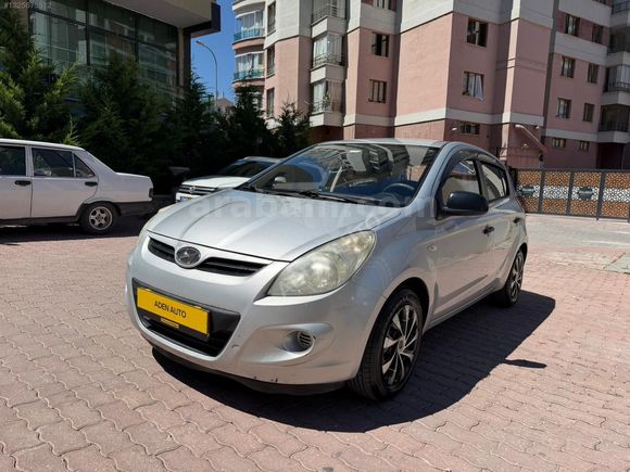 ADEN AUTO'DAN 2012 İ20 TROY HATASIZ 115.000KM