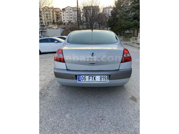 Sahibinden Renault Megane 1.6 Dynamique 2004 Model  269.000 km Gri