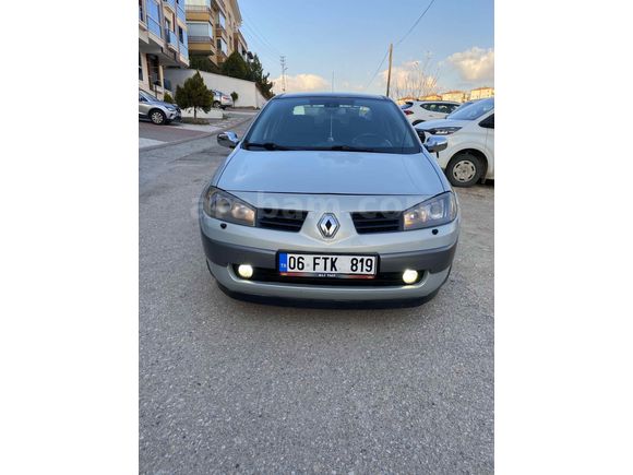 Sahibinden Renault Megane 1.6 Dynamique 2004 Model  269.000 km Gri