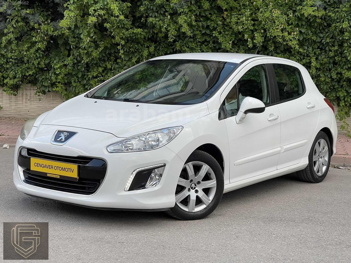 Galeriden Peugeot 308 1.6 e-HDi Active 2013 Model Konya 202.000 km Beyaz 3