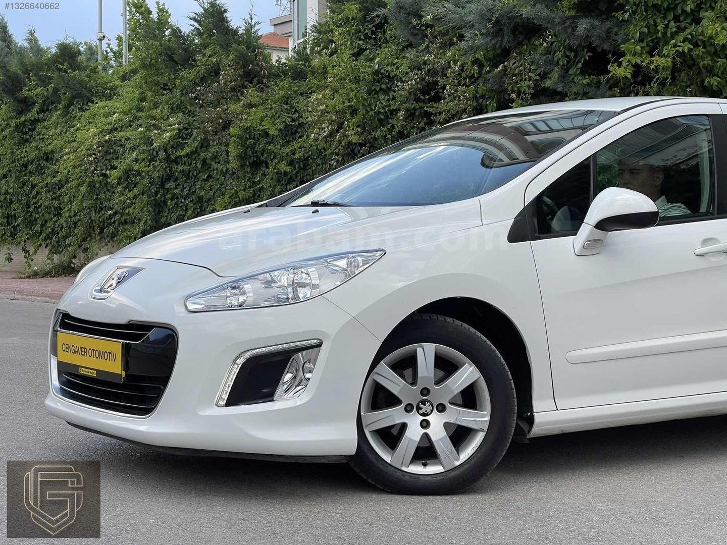 Galeriden Peugeot 308 1.6 e-HDi Active 2013 Model Konya 202.000 km Beyaz 2