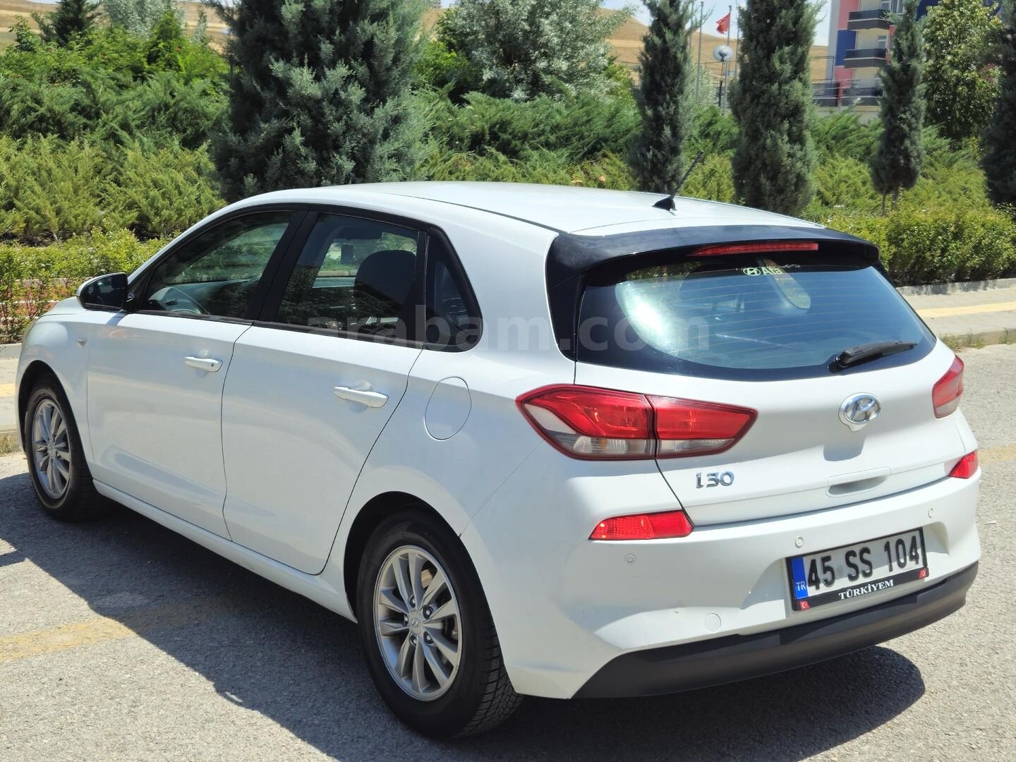 Galeriden Hyundai i30 1.4 MPi Style 2017 Model Ankara 218.000 km Beyaz 4