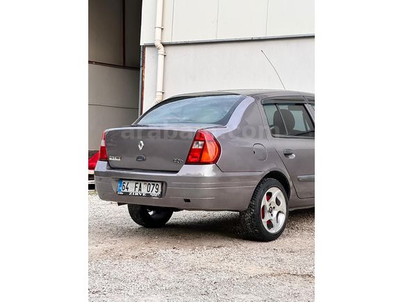 Sahibinden Renault Clio 1.4 RNA 2004 Çıkışlı