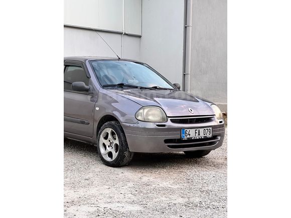 Sahibinden Renault Clio 1.4 RNA 2004 Çıkışlı