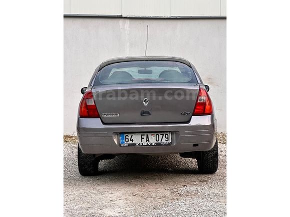 Sahibinden Renault Clio 1.4 RNA 2004 Çıkışlı