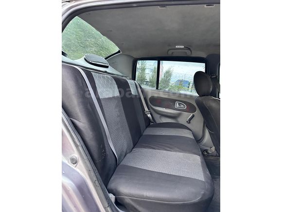 Sahibinden Renault Clio 1.4 RNA 2004 Çıkışlı
