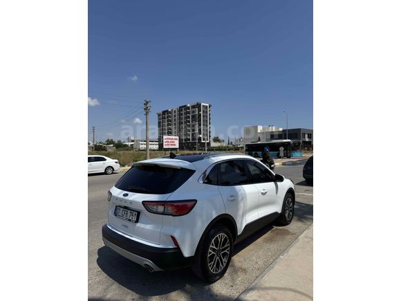 Sahibinden Ford Kuga 1.5 EcoBoost Titanium 2023 Model Antalya