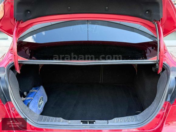 FORD FOCUS 1.0 ECOBOOST GTDİ TİTANİUM 2012 MODEL
