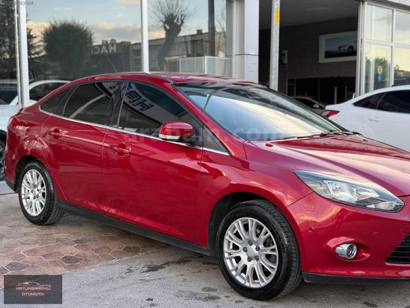FORD FOCUS 1.0 ECOBOOST GTDİ TİTANİUM 2012 MODEL