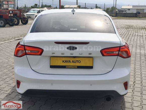 2023//FORD FOCUS 1.0 ECOBOOST TİTANİUM X HAYALET HATASIZ 55BİNKM