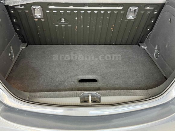 Galeriden Opel Corsa 1.4 Enjoy 2016 Model Burdur