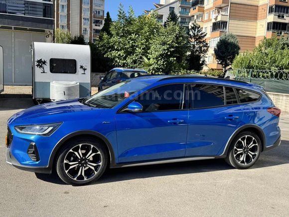 HATASIZ BOYASIZ 43.000KM 2023 FORD FOCUS SW 1.5 ECOBLUE ACTİVE X