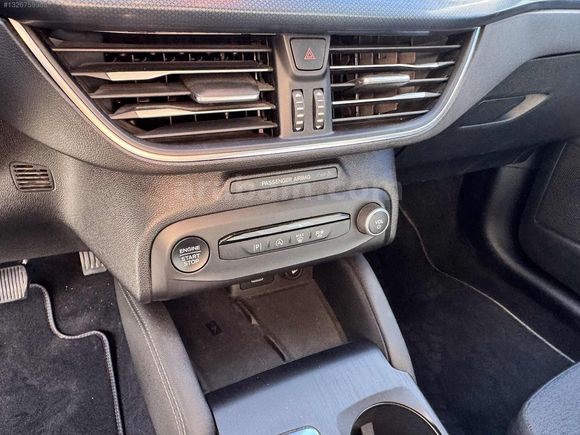 HATASIZ BOYASIZ 43.000KM 2023 FORD FOCUS SW 1.5 ECOBLUE ACTİVE X