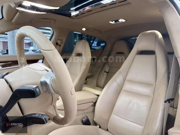 ERBORN'dan Panamera Diesel BAYİ | VAKUM | 4K.ISITMA | E.BAGAJ |