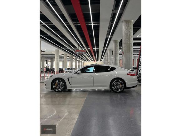 ERBORN'dan Panamera Diesel BAYİ | VAKUM | 4K.ISITMA | E.BAGAJ |