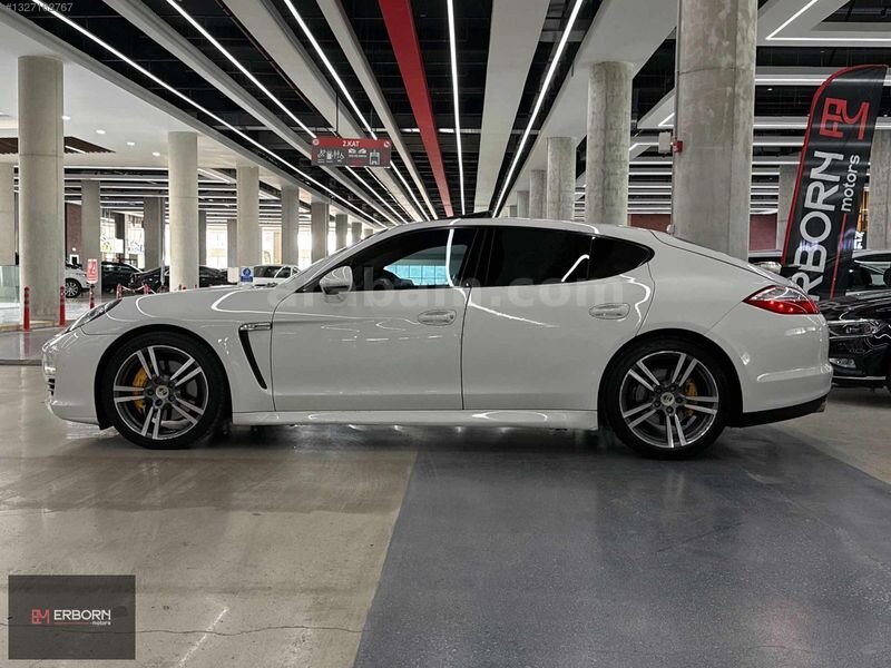 Galeriden Porsche Panamera Diesel 2012 Model Ankara 190.000 km Beyaz