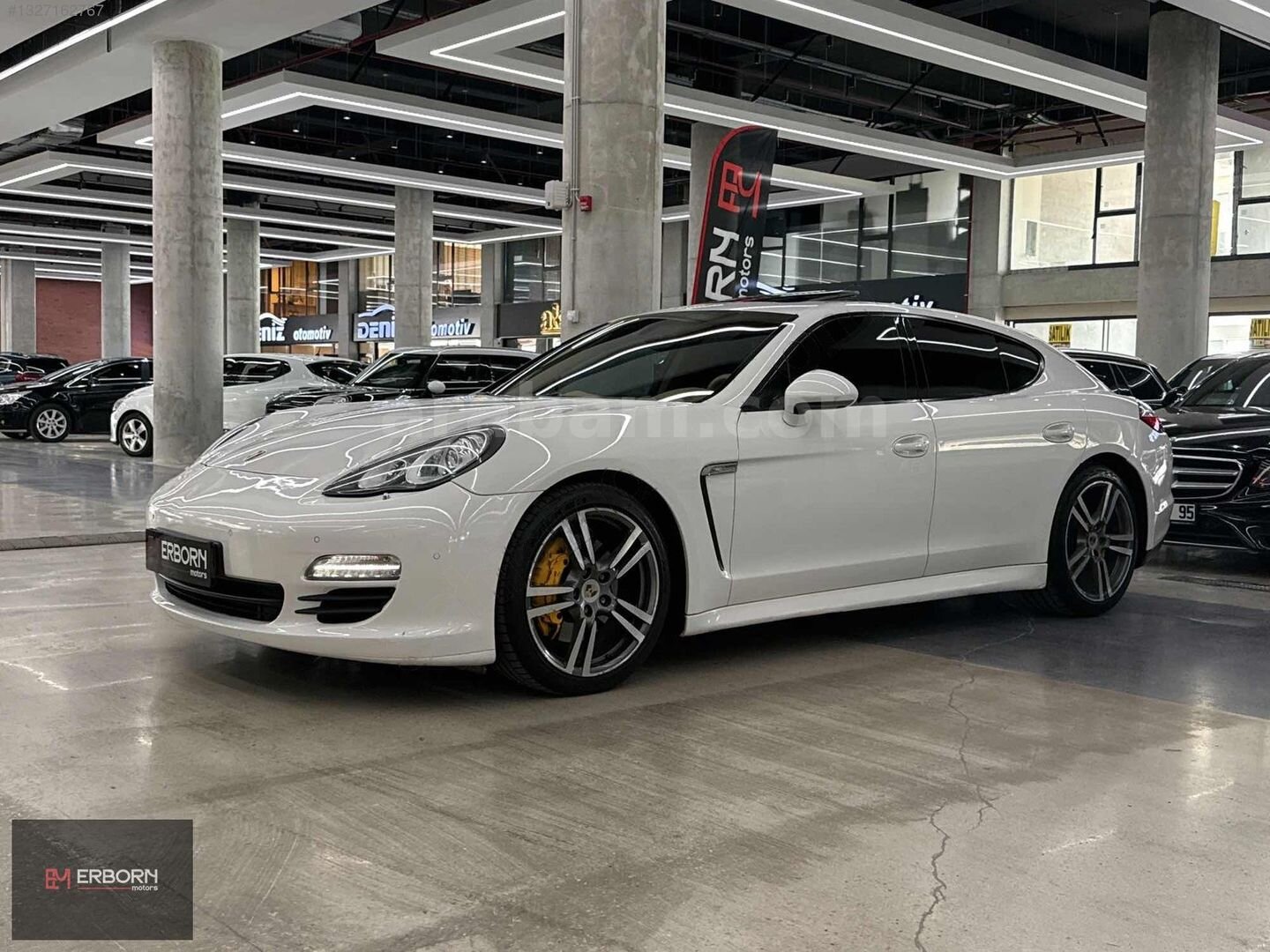 Galeriden Porsche Panamera Diesel 2012 Model Ankara 190.000 km Beyaz 2
