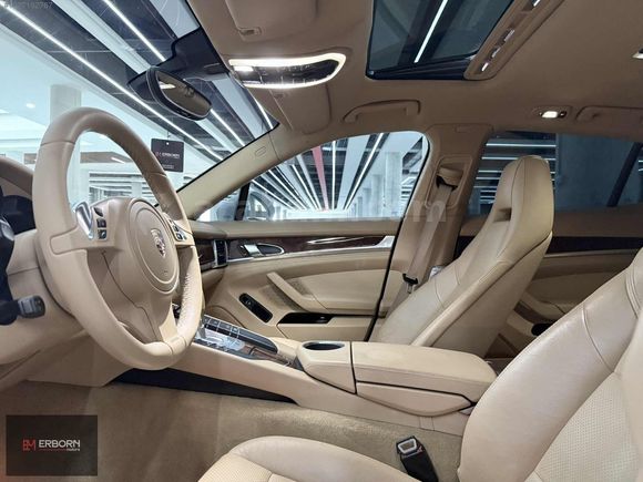 ERBORN'dan Panamera Diesel BAYİ | VAKUM | 4K.ISITMA | E.BAGAJ |