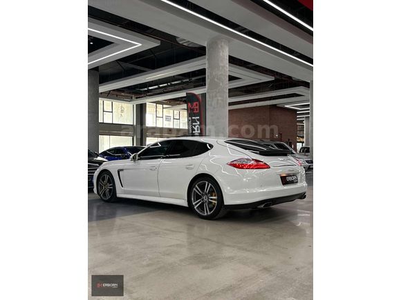 ERBORN'dan Panamera Diesel BAYİ | VAKUM | 4K.ISITMA | E.BAGAJ |